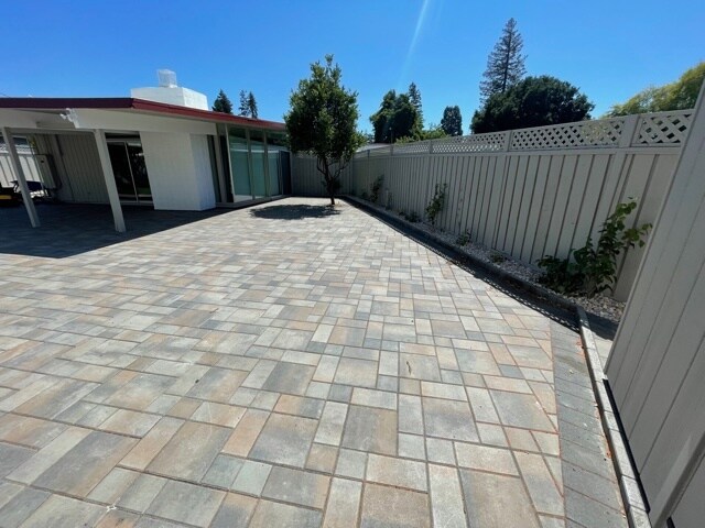 Building Photo - 286 Ely Pl