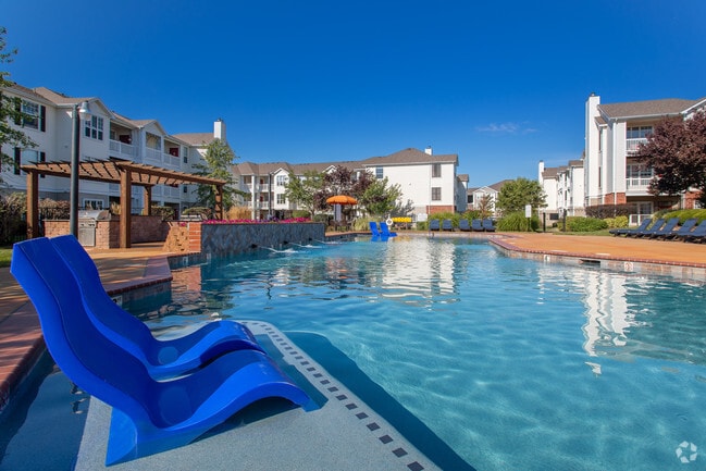 Ledge Loungers in the Pool