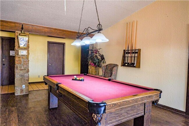 Building Photo - Corporate Furnished Two-Bedroom Condo - Utilities and Wi-Fi, From $1,825 monthly, Minimum of 3 mo...