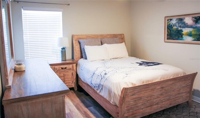 Building Photo - 4015 Kingsfield Dr