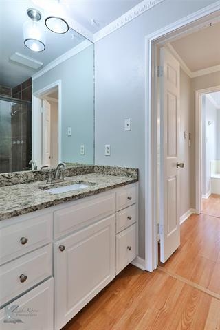 Building Photo - 55 Fairway Oaks Blvd