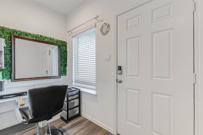 Building Photo - 5122 Sequoia Hts Ln