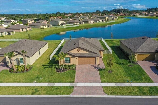 Building Photo - 973 Bent Creek Dr