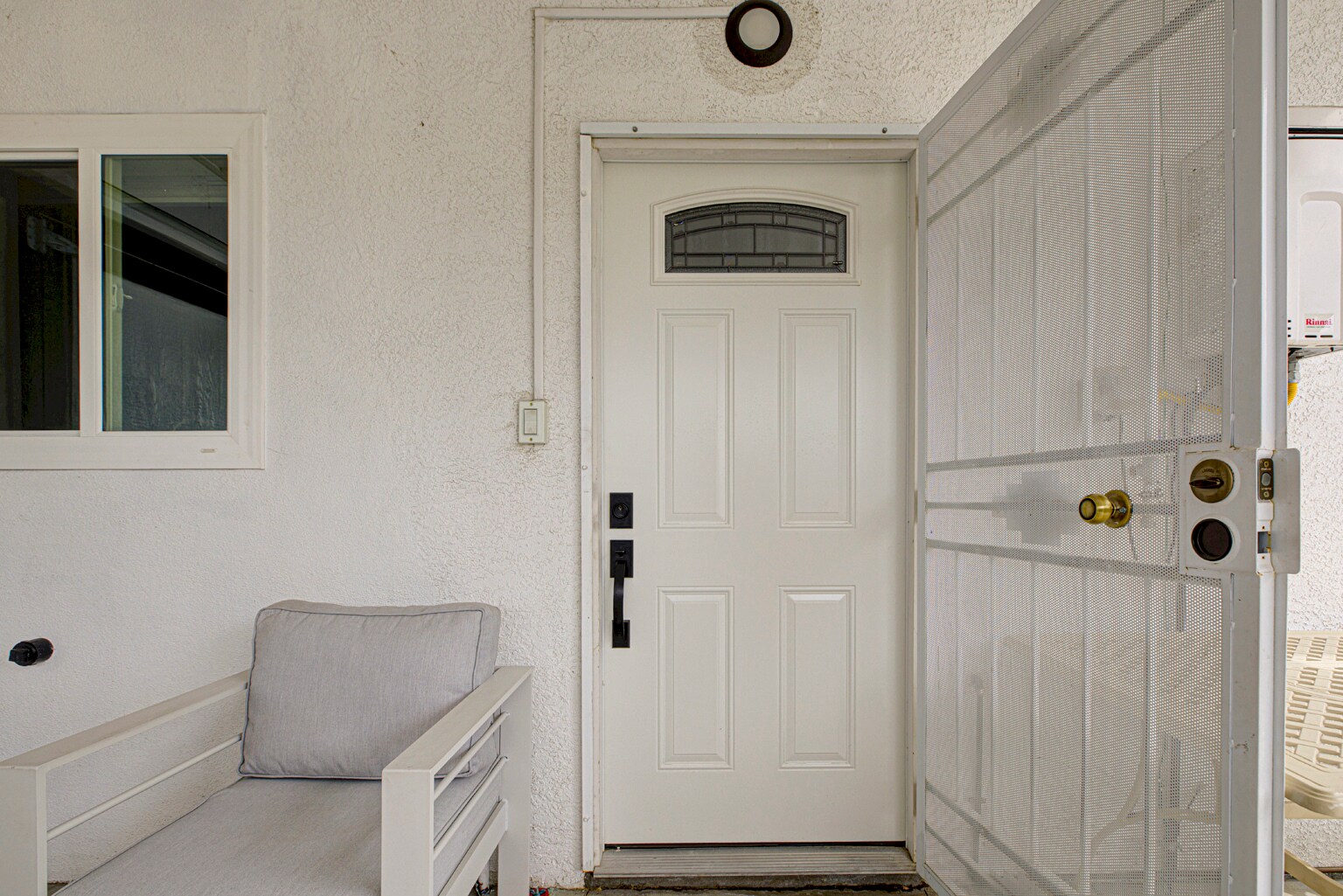 Building Photo - 16615 Los Alimos St