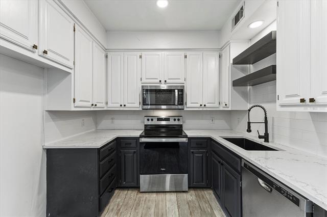 Building Photo - 3103 Bourbon St Cir