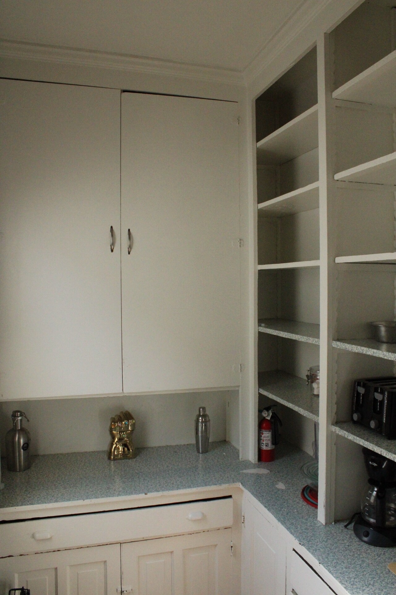 Building Photo - 2621 S Howell Ave