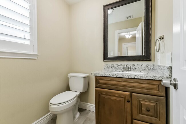 Building Photo - 3911 Cherry Forest Dr