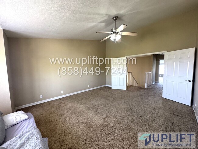 Building Photo - Gated Community Canyon Lake - Large 3 bedr...