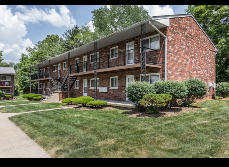 Building Photo - 800 N Smith Rd