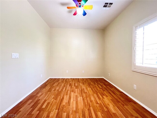 Building Photo - 2985 Panorama Ridge Dr