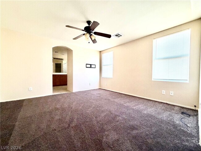 Building Photo - 890 Sheerwater Ave