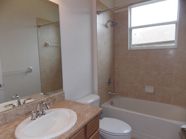 Building Photo - 1271 W Skyview Crossing Dr