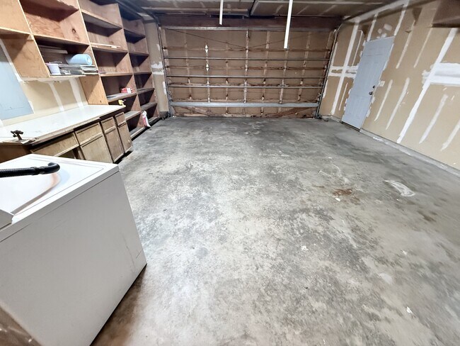 Building Photo - 2731 176th St NE