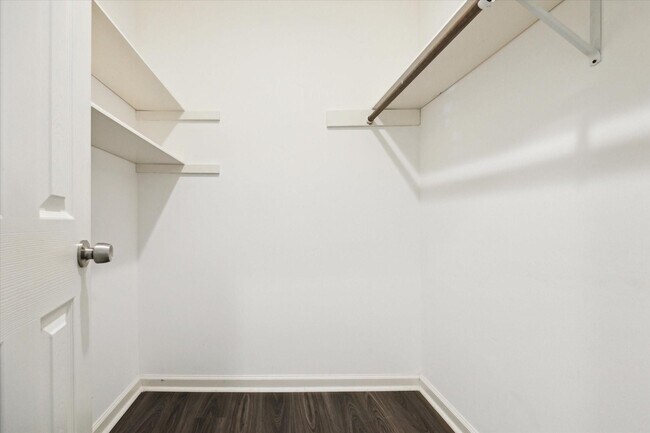 Building Photo - 7614 Braesview Ln