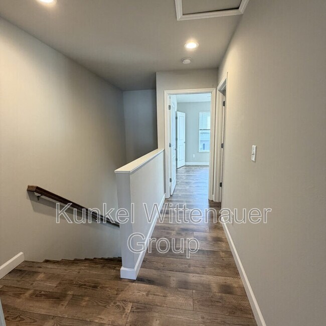 Building Photo - 308 Pacific Dr