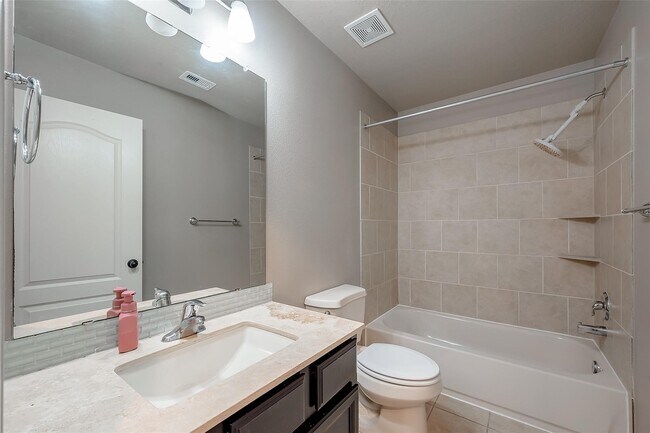 Building Photo - 26406 Planters Heath Dr