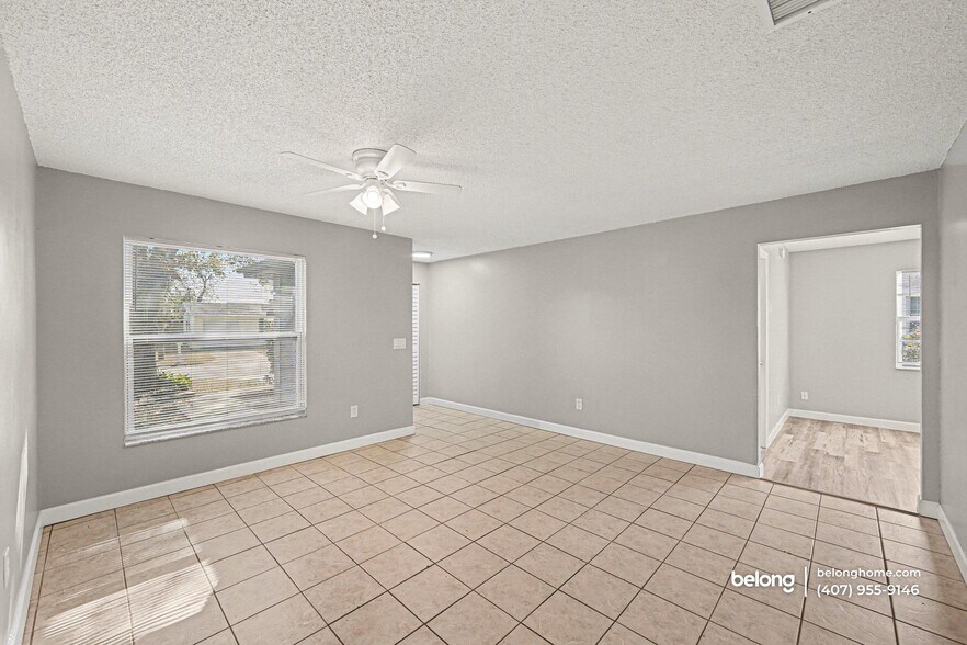 Building Photo - 2756 Locksley Rd