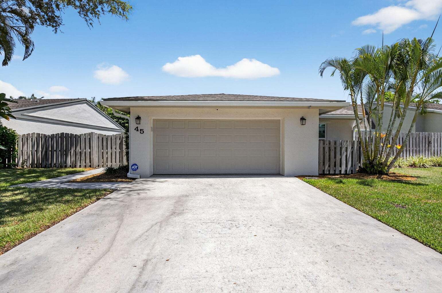 Building Photo - 45 Baytree Cir