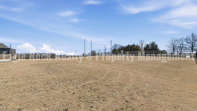 Building Photo - Owasso Executive Home for Rent (6beds/3.5baths)