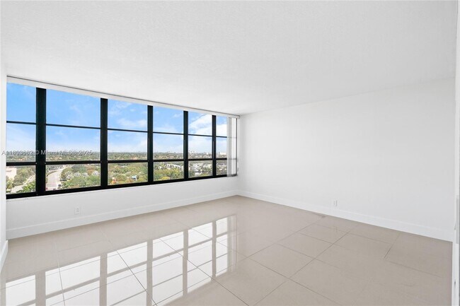 Building Photo - 600 Three Islands Boulevard