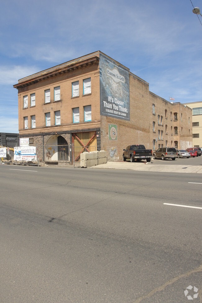 Building Photo - The Pearl on Adams