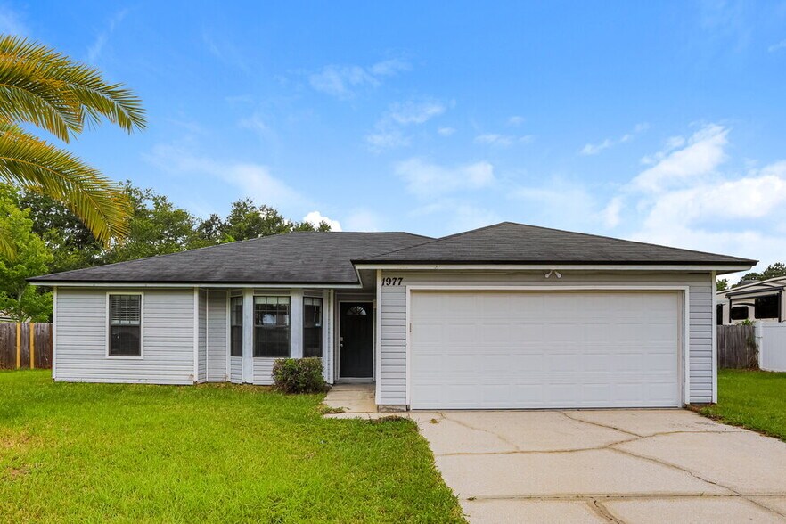 Primary Photo - 1977 Apopka Dr