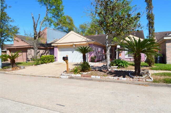 Building Photo - 6219 Gladewell Dr