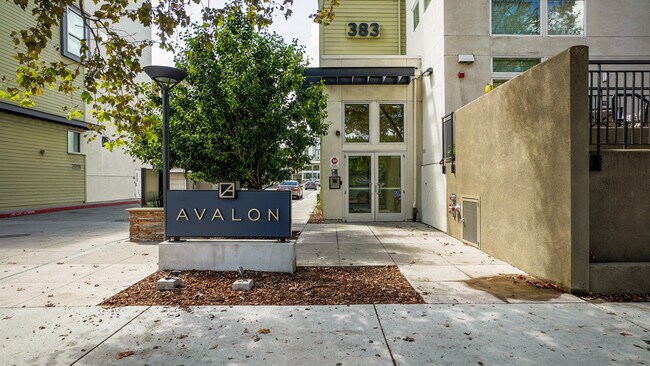 Building Photo - 383 Stockton Ave