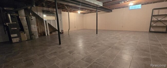 Building Photo - 364 Meadow Bridge Dr