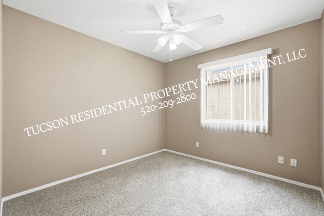 Building Photo - 8802 S Desert Valley Way