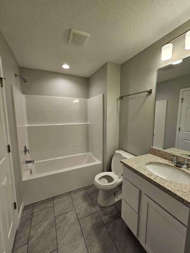 Building Photo - SIERRA TANGO CREEK RIDGE, LLC