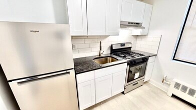 Building Photo - 24 S Grove Apartments