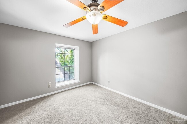 Building Photo - 2107 Langley Ave