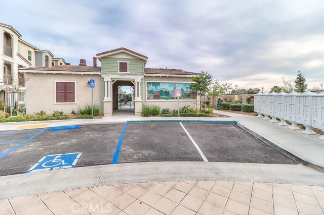 Building Photo - 2772 Crimson Wy