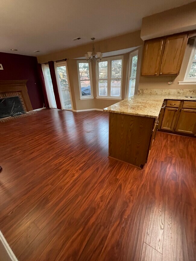 Family Room - 111 White Pine Dr