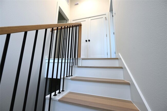 Building Photo - 4410 Glomar Ave