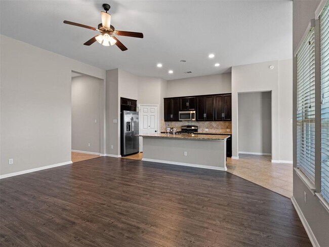 Building Photo - 16906 Wedgeside Pk
