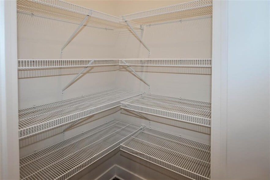 Building Photo - 15570 Ironcrest Dr NW