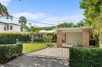 Building Photo - 6140 Pine Tree Dr