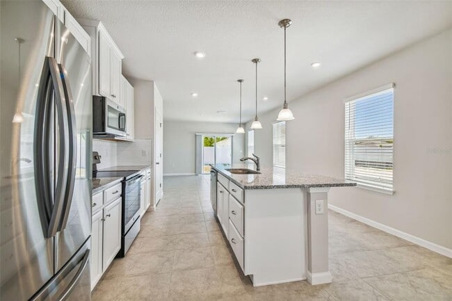 Building Photo - 11896 Thorncrest Dr