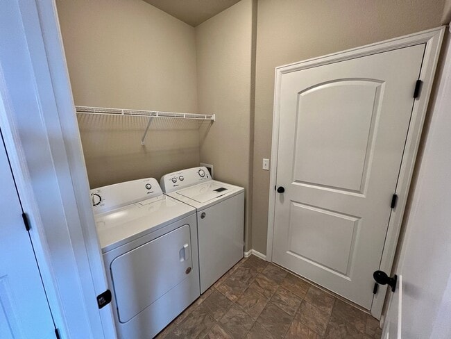 Building Photo - 5551 W 29th St