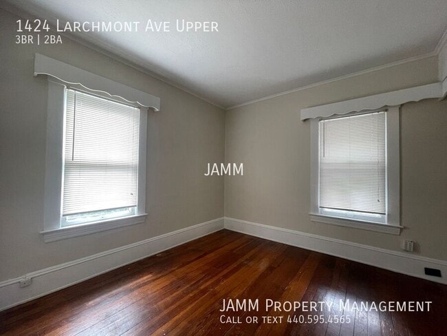 Building Photo - 1424 Larchmont Ave