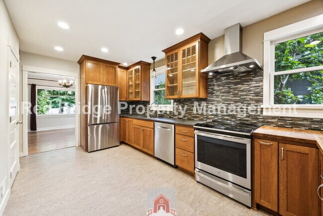 Building Photo - 4413 NE 26th Ave