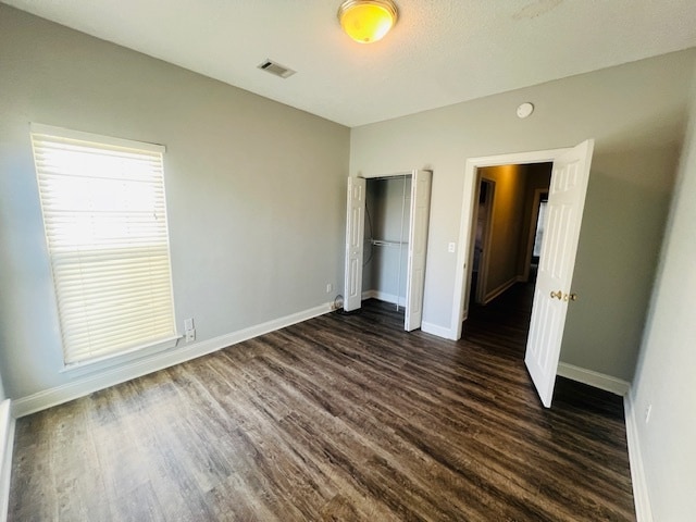 Building Photo - 2117 Elderberry Dr