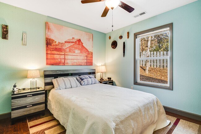 Building Photo - Cozy & Fully-Furnished West Asheville 2-Bedroom (Utilities Included)