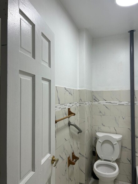 Building Photo - 508 W 139th St