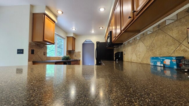 Building Photo - 35336 10th Pl SW