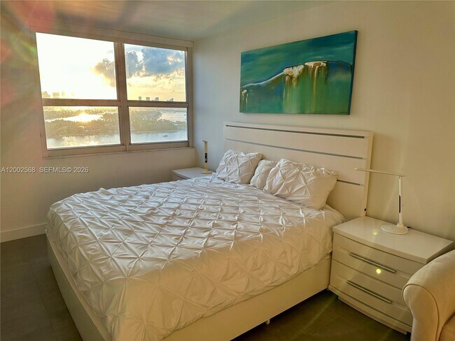 Building Photo - 650 West Ave