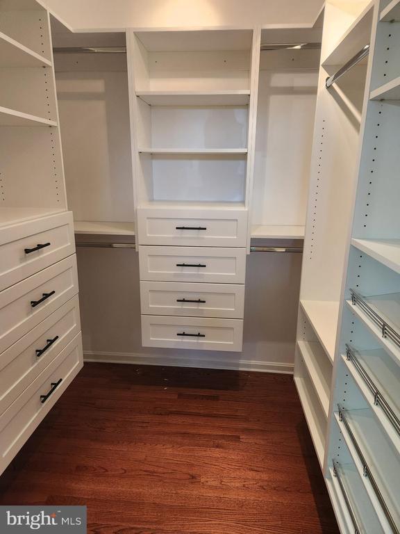 Building Photo - 239 Morningside Dr