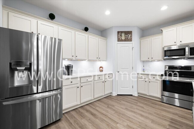 Building Photo - Fort Walton Beach Custom Build Home